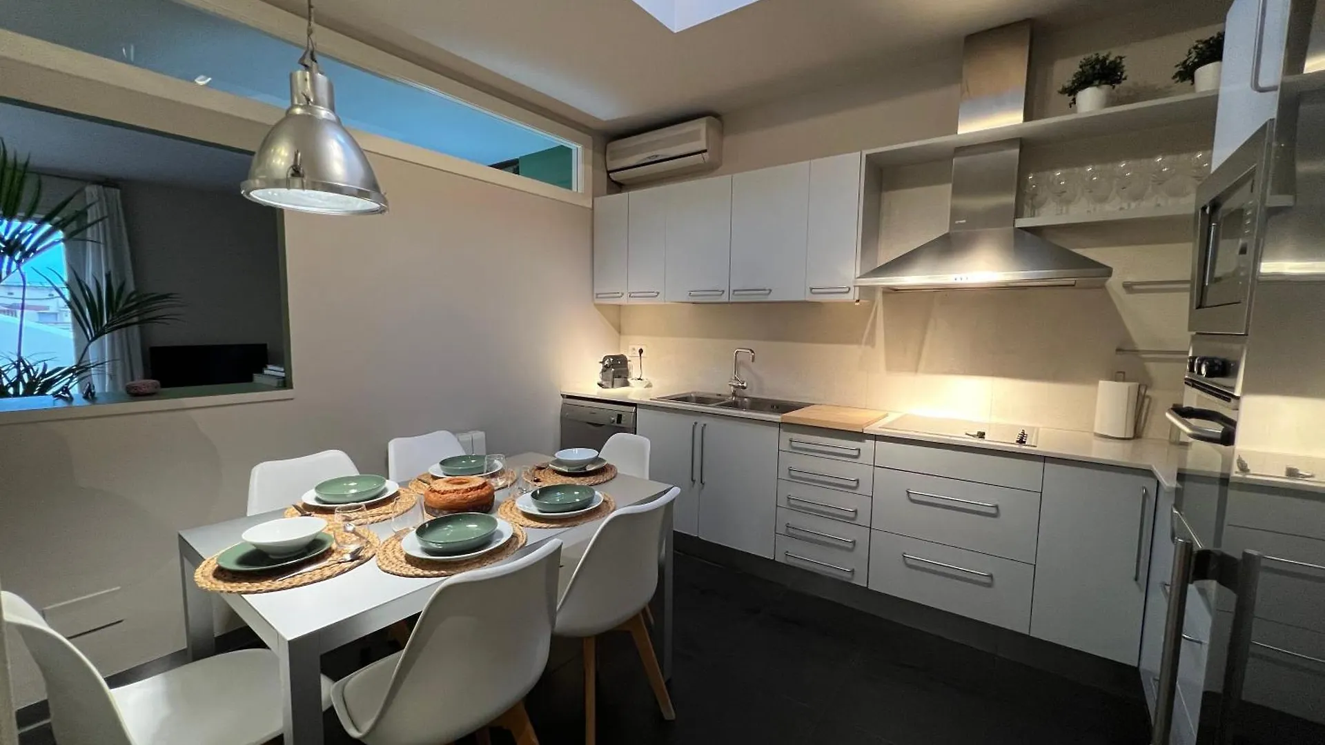 Luxury Modernist Penthouse Next Paseo De Gracia Apartment Barcelona