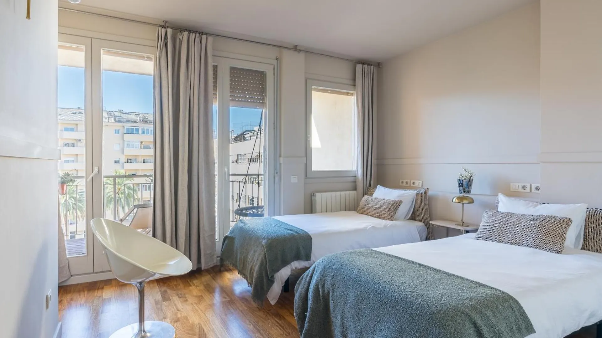 Luxury Modernist Penthouse Next Paseo De Gracia Apartment Barcelona